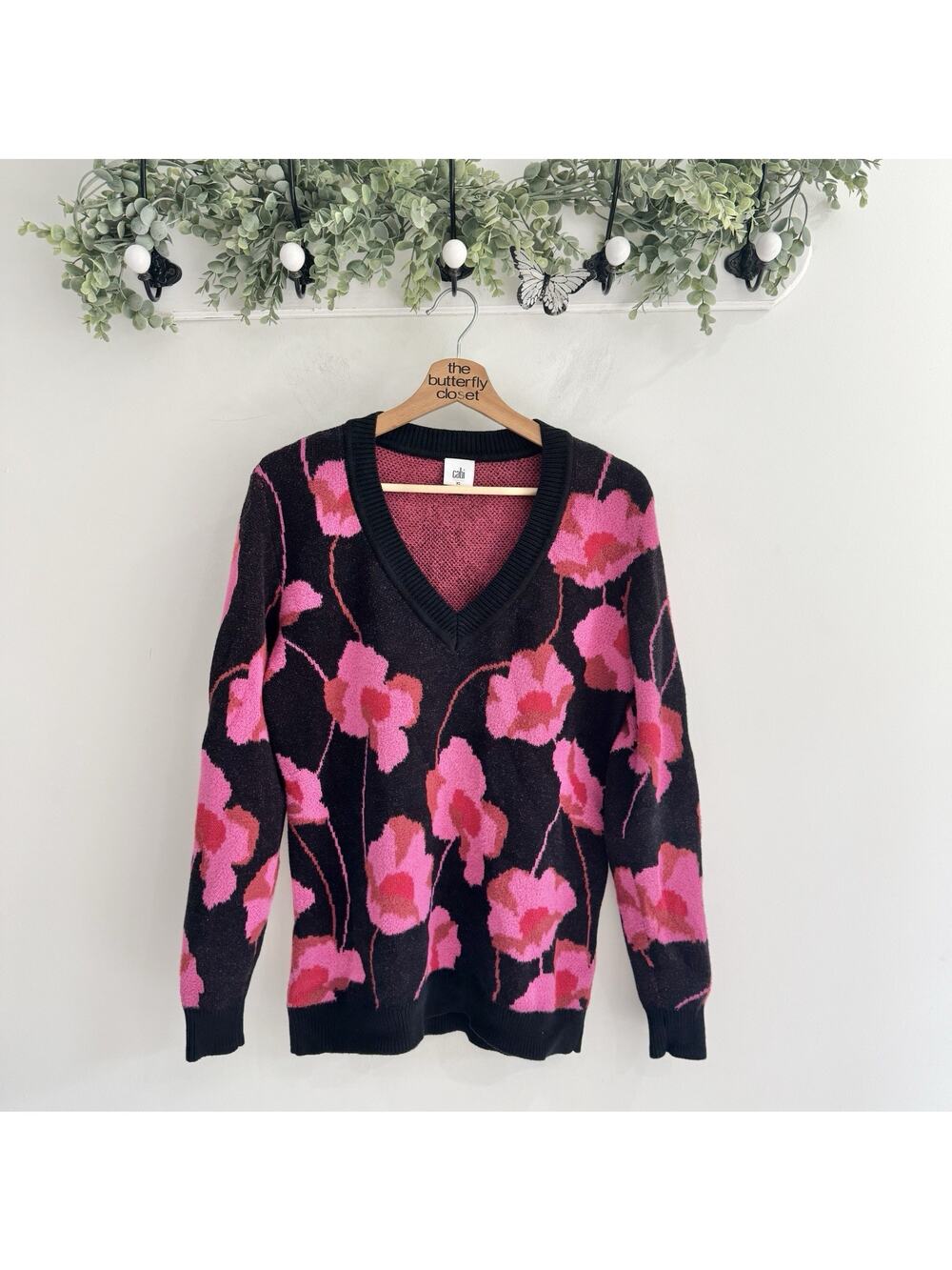 Cabi Rococo sweater Pink Floral V Neck Oversized XS 3-5238 style 4102